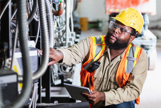 Best Electrical Installation Contractor  in Monticello, IA